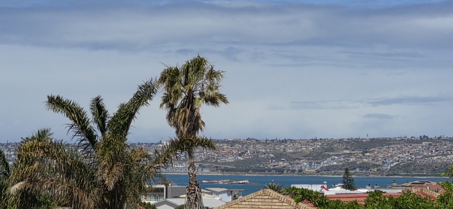 2 Bedroom Property for Sale in Bayview Western Cape